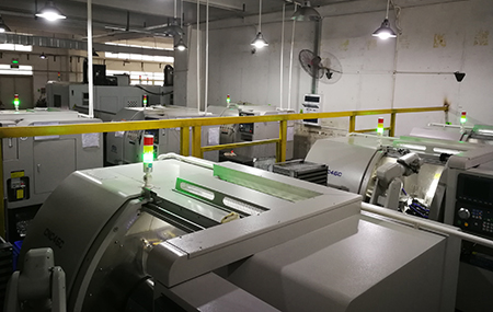 精密機械加（jiā）工時應該注意哪些問題