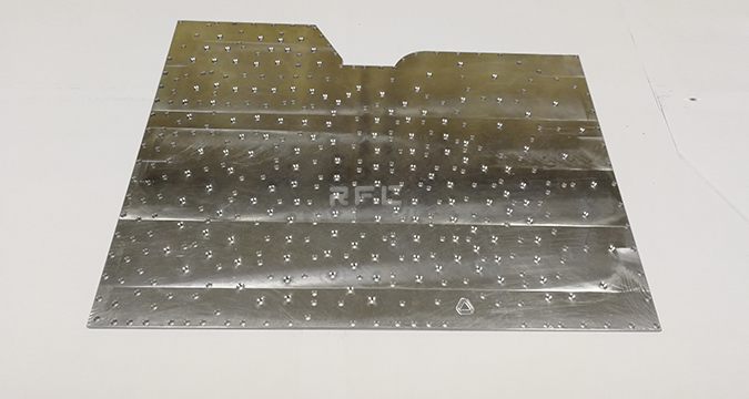 通訊腔體（tǐ）件蓋板（bǎn）加工